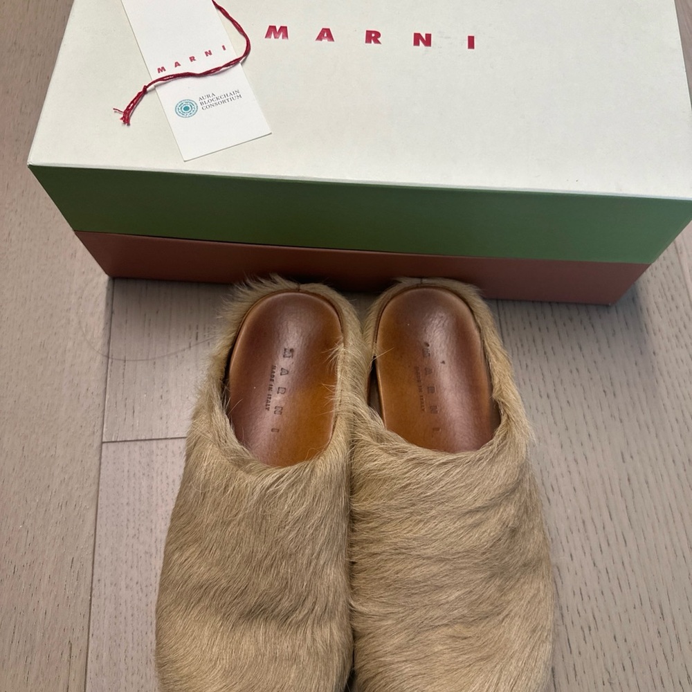 Marni Fussbett Sabot Mules